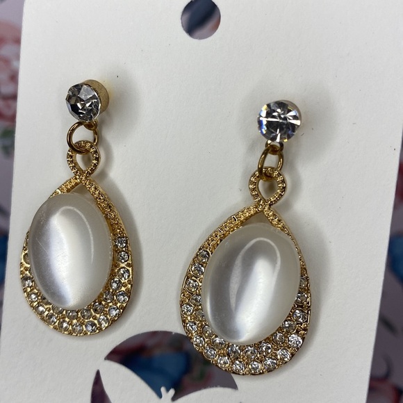 Drop pearl Earings - Picture 6 of 6